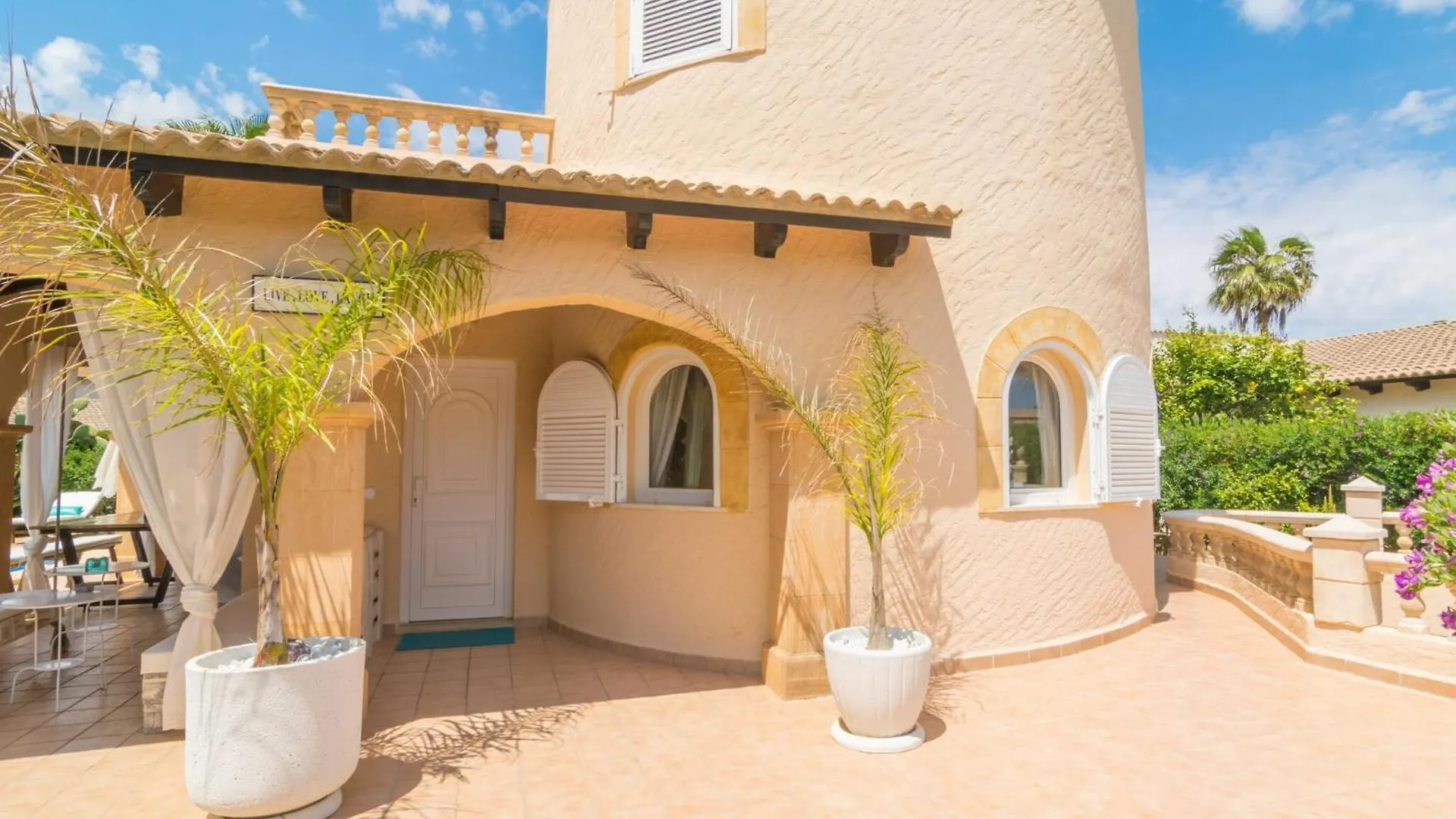 Casa Bel - Villa With Private Pool Free Wifi Son Serra de Marina Spain