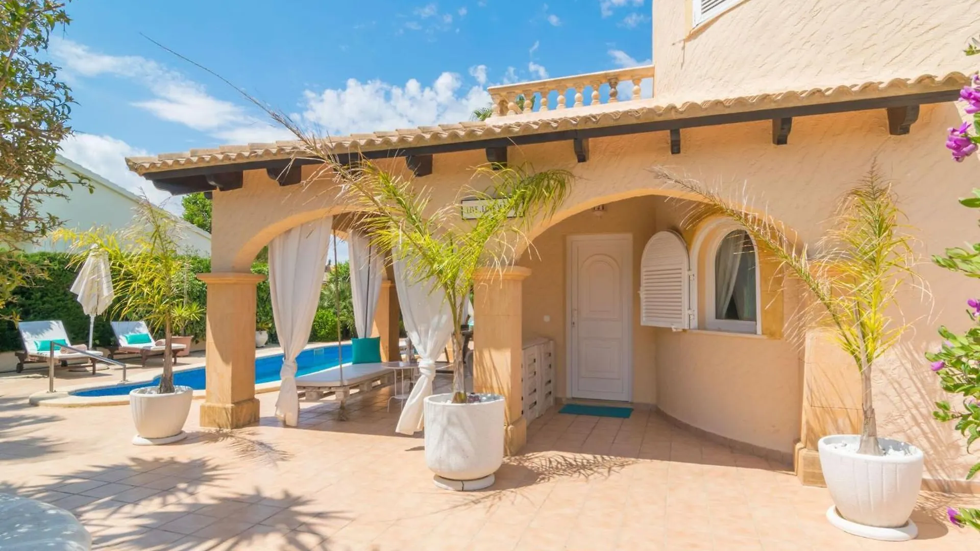 Casa Bel - Villa With Private Pool Free Wifi Son Serra de Marina Spain